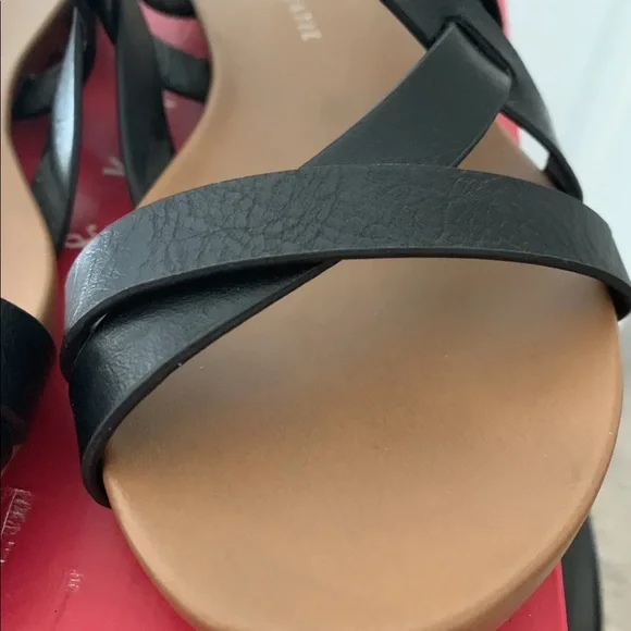 Kelly & Katie Women’s Black Sandals Size 6 - Picture 6 of 7